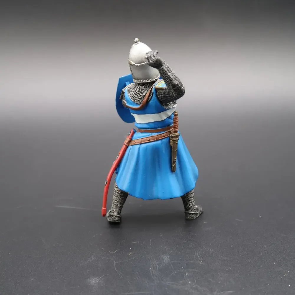 Blue Box Knights Set of 5 Action Figures 4